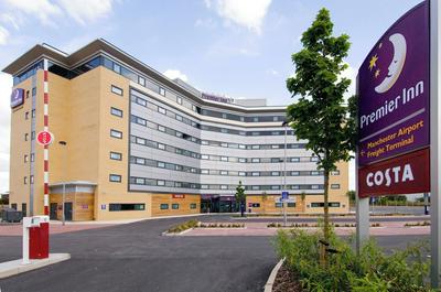 Premier Inn Manchester Airport - M56/J6 Runger Lane North