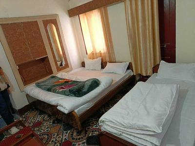 Hotel Acharya Sadan