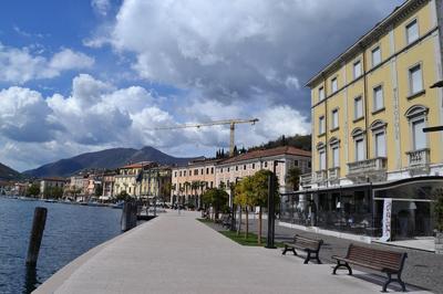 Laura - Center Sal - Child Friendly