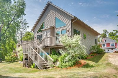 Lakefront Wisconsin Getaway w/ Kayak + Boat Dock!