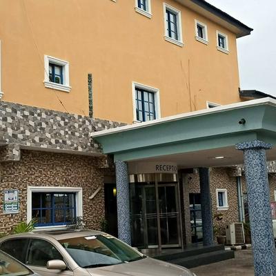 Carlton Gate Hotel Festac