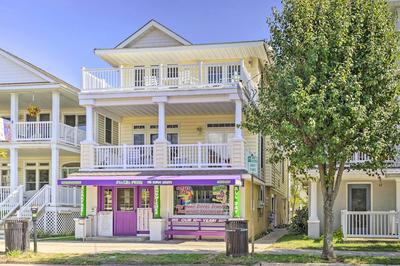 Sunny Ocean City Retreat ~ Qtr-mi to Beach!