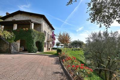 Apartment With Pool Ai Pignoi Ground F