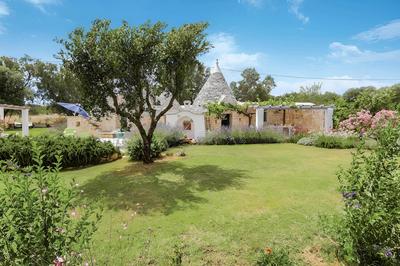 Trullo La Pergola by Wonderful Italy