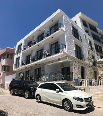 EVA OTEL ÇEŞME