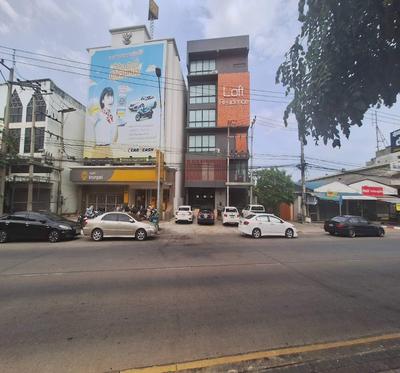 Capital O 75512 Loft Residence