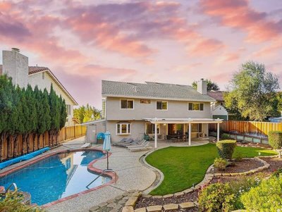 @ Marbella Lane - 4BR Siliconvalley Gempool House
