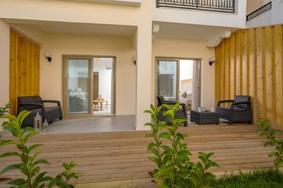 Venus Hotel & Suites