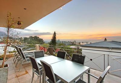 Beachside Penthouse - 3 Mins From Camps Bay Beach