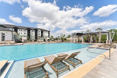 Landing Apartments Fort Myers near Olympia Pointe