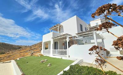 Mykonos4Islands Seaside Homes and Suites