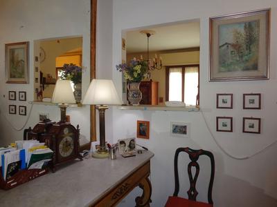 Maison De Dora B&B