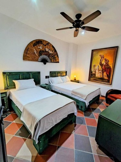 CASA SILVA HOTEL-CAFE