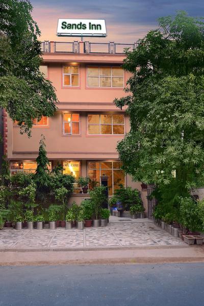 Sands Inn