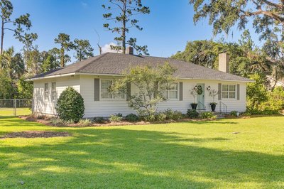 Large Private Yard: Home < 3 Mi to Dtwn Valdosta!