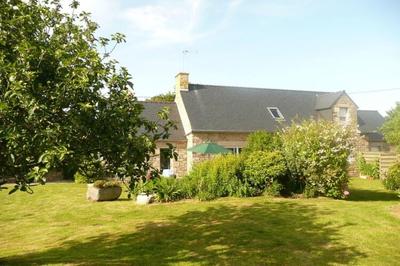 Granite Stone House With Fireplace, Plouguerneau