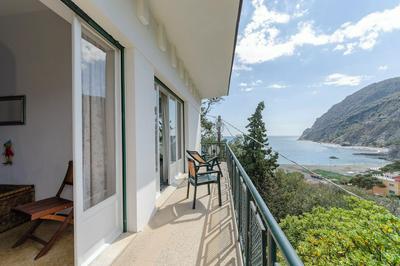Monterosso Apartments