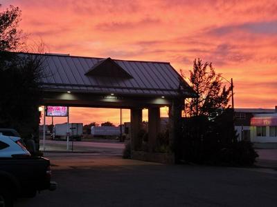 Sundowner Inn by Capital O Forsyth I 94
