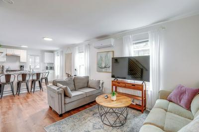 Walkable Dtwn Townhome Near Campus & Palmer Square