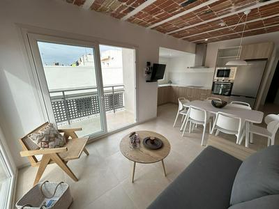 Arago 272 in Roses With 2 Bedrooms and 2 Bathrooms