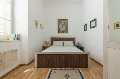 Central Cathedral Apartment