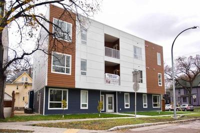 Gorgeous Modern 2BD Condo Heart of Wpg Location