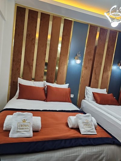 Taksim Crown Hotel