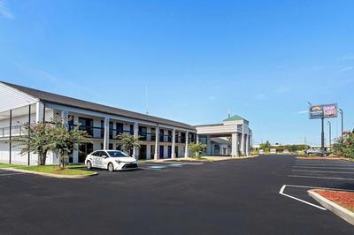 Suburban Studios Cordele I-75