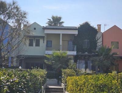 Stay at Beachfront Villa Lilia in Pefkohori, Halkidiki for a Dreamy Vacation