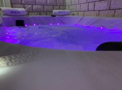 Luxury Apartment Ivo With Jacuzzi Near the Beach