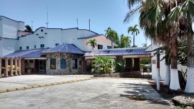 Resort Mision del Mar