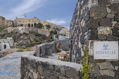 Rock Villas - Emporio | Pool, Jacuzzi, Castle View