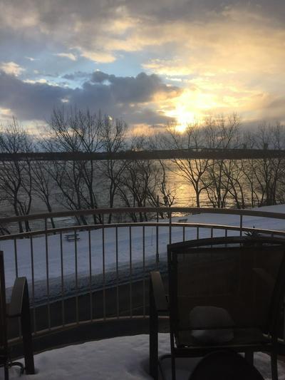 Cozy water front Montreal