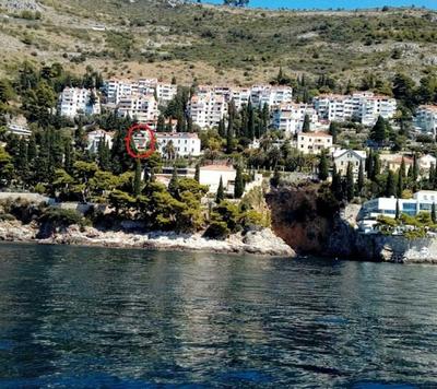 2-bed Apt, Sleeps 4 With Sea View, 10 min to Beach