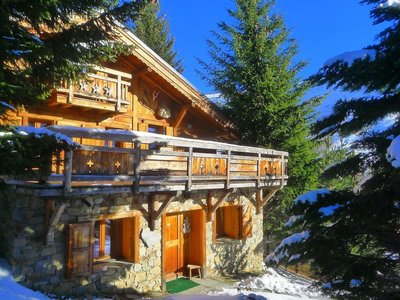 Chalet in Les Deux Alpes Near Ski Lift