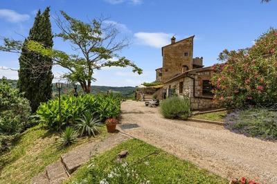 Torre Del Melograno With Heated Pool