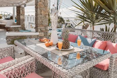 Dibellee Mykonos Studios