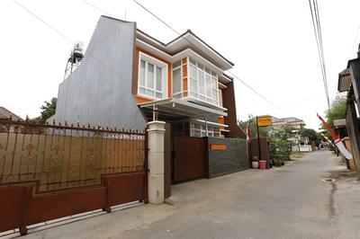 RedDoorz @ Condong Catur 3