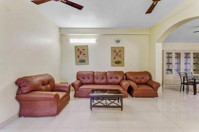 King's Court by Blessings Hospitality