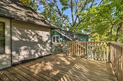Minneapolis Townhome w/ Loft < 3 Mi to Dtwn!