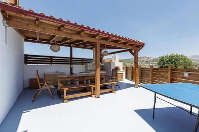 Villa Chnaris - Private Pool and Sauna