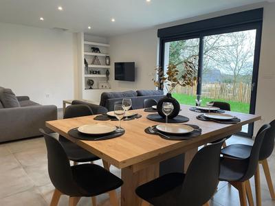 Premium Holiday Home Close to the Coast