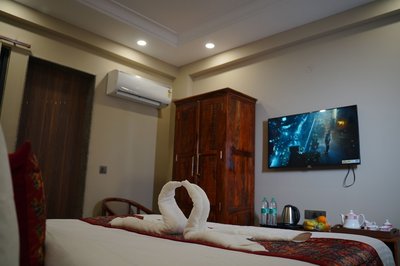 Hotel aashirwad bliss inn & Pool