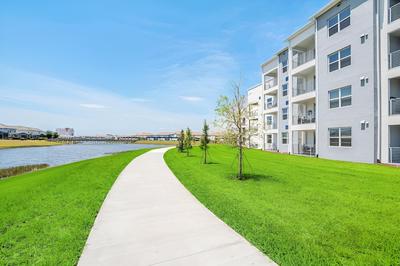 Posh and Spacious 3BD Condo With Patio, Pond View and Close to Disney! #3sl108