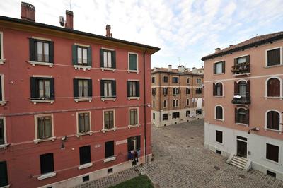 Santamarta, the Apartment for Your Venetian Holidays