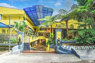 OYO 95043 Guest House Adel's