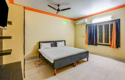 DhamStay Hotel Moon Near Niladri Beach