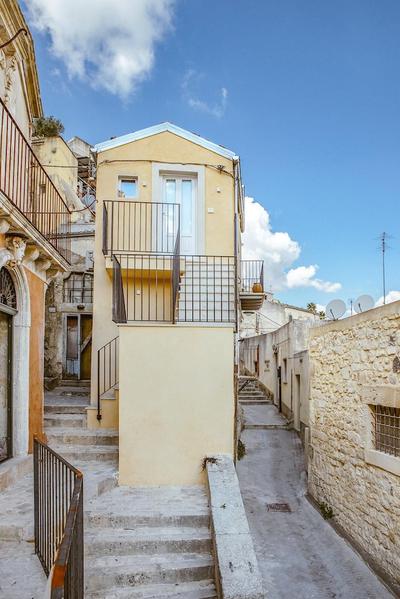 Casa Teresa con Vista sul Centro Storico by Wonderful Italy