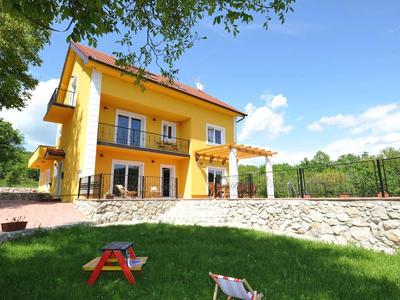 Villa in Tijarica With Private Pool