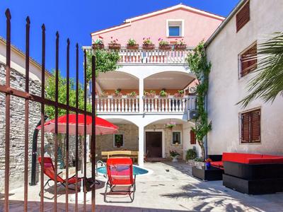 Fascinating Apartment in Medulin near Beach